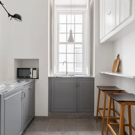 Olivier Design - Downtown - No Lift Daire